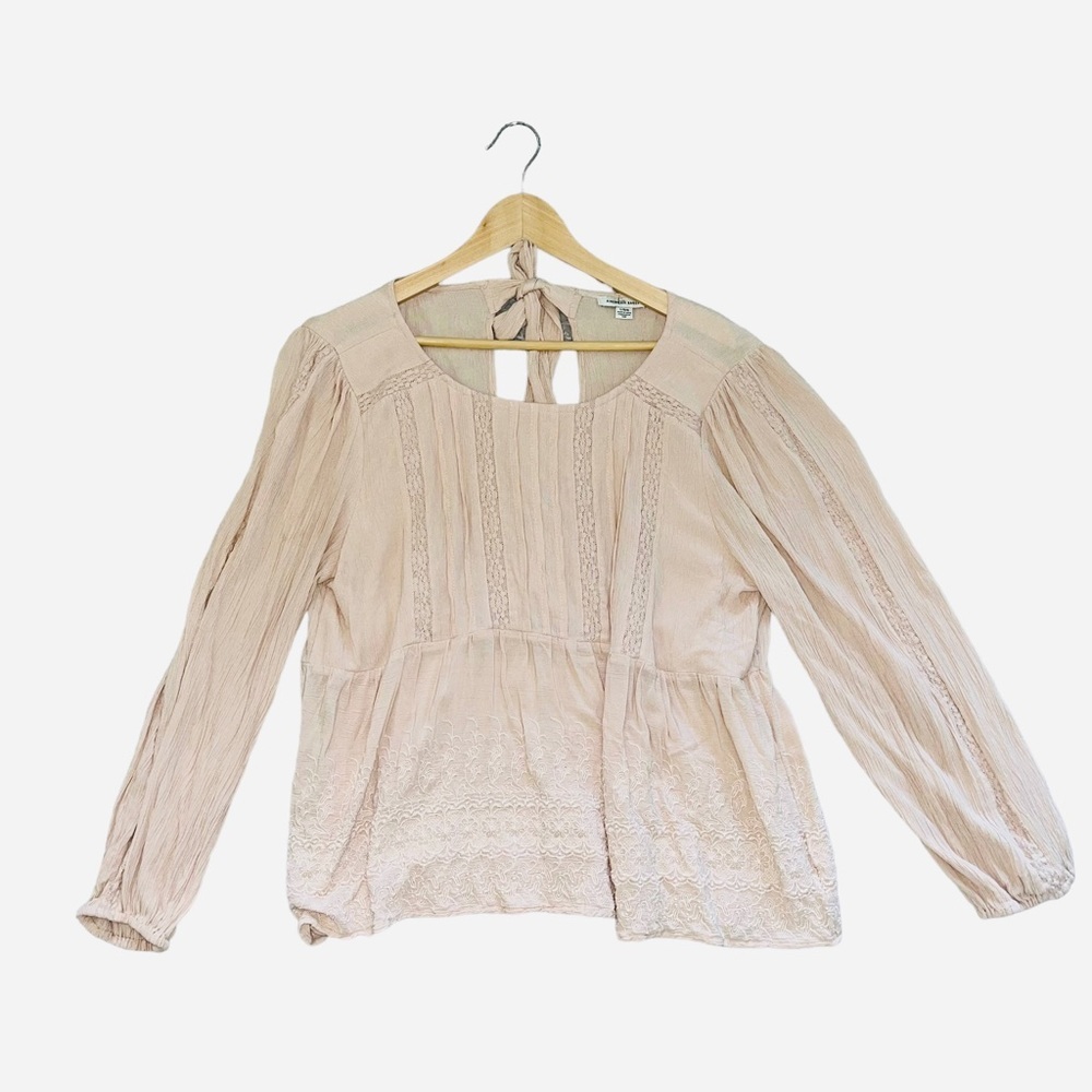 American Eagle Women’s Lace Accent
Peplum Blouse Size L